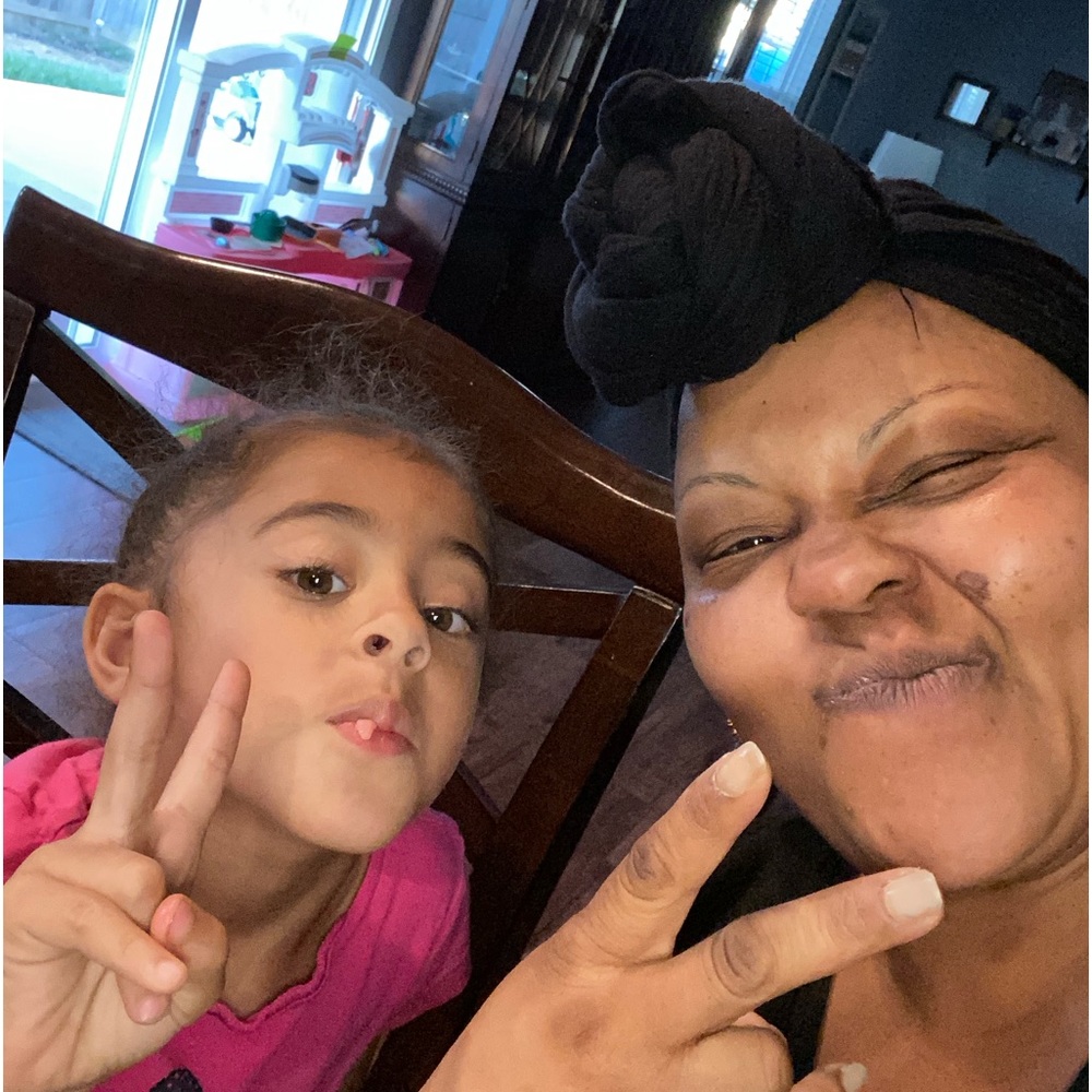 Meet your Posher, Shabrea